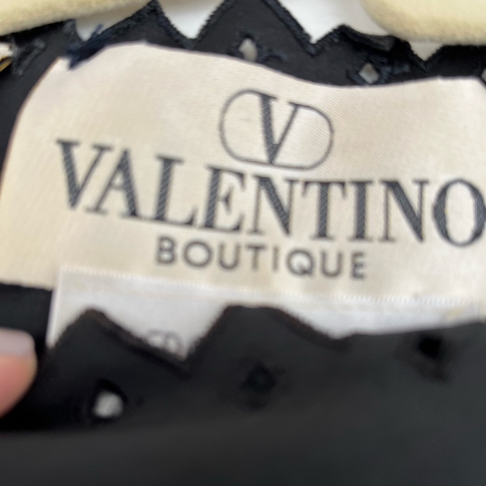 Valentino Blk 2 piece - Picture 4 of 7